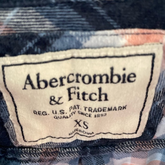 Abercrombie & Fitch Plaid Pearl‎ Snap Button Down Womens Shirt size XSMALL - Picture 5 of 6